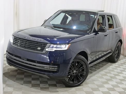 Used 2023 Land Rover Range Rover SE AWD/4WD image 6