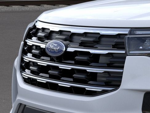 New 2026 Ford Explorer Active AWD/4WD image 16