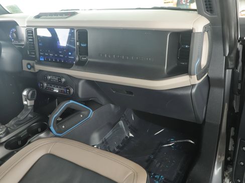 Certified 2023 Ford Bronco Wildtrak image 21