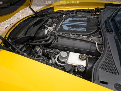 Used 2015 Chevrolet Corvette Z06 w/ 3LZ Preferred Equipment Group RWD image 33