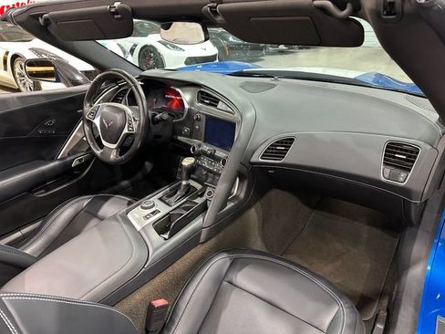 Used 2014 Chevrolet Corvette Stingray Convertible w/ 2LT Preferred Equipment Group RWD image 8
