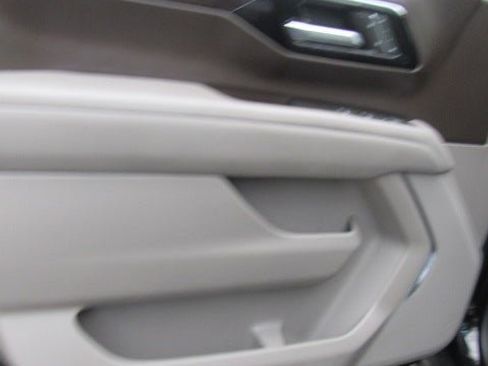 Certified 2025 Chevrolet Tahoe LT image 17