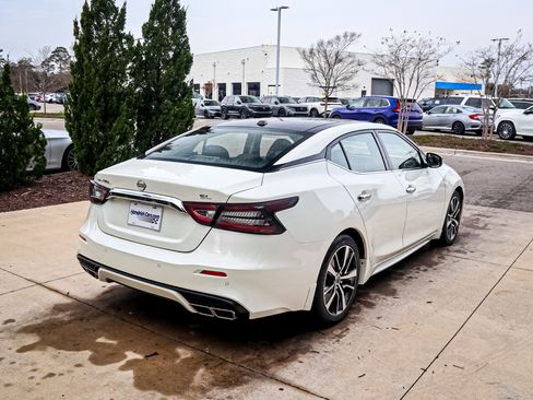 Used 2023 Nissan Maxima SL image 11