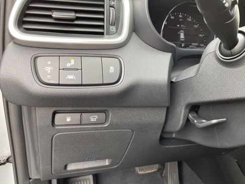 Used 2020 Kia Sorento EX image 25
