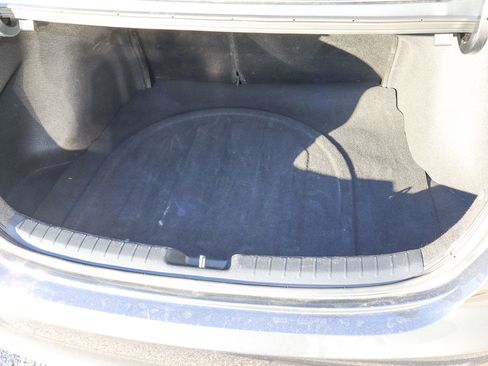 Used 2024 Kia Forte LXS image 9