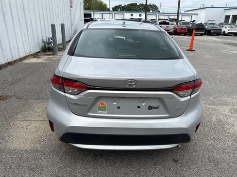 Used 2022 Toyota Corolla LE FWD image 7