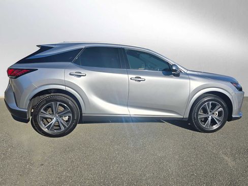 Used 2023 Lexus RX 350 Premium image 2