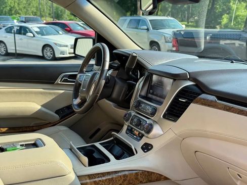 Used 2015 GMC Yukon Denali w/ Touring Package image 46