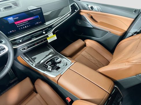 New 2026 BMW X5 M60i image 24