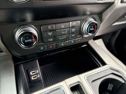 Used 2020 Ford F150 Platinum w/ Equipment Group 701A Luxury AWD/4WD image 17