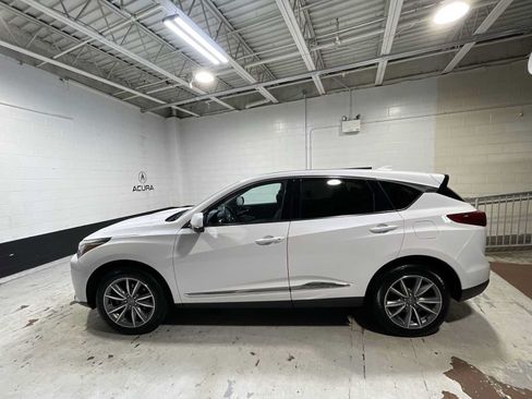 Used 2024 Acura RDX w/ Technology Package AWD/4WD image 3