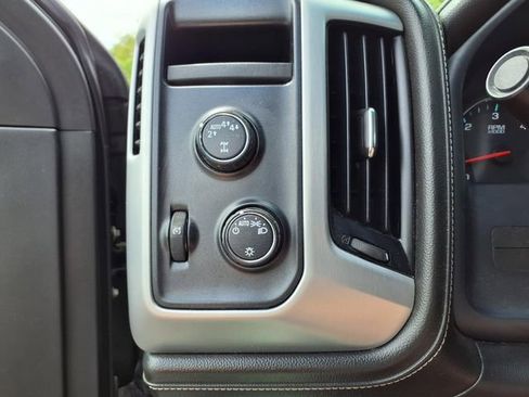 Used 2017 GMC Sierra 1500 SLE AWD/4WD image 24