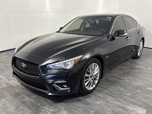Used 2019 INFINITI Q50 Luxe image 1