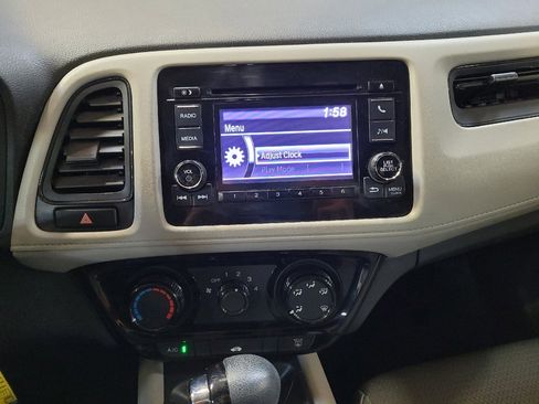 Used 2022 Honda HR-V LX image 25