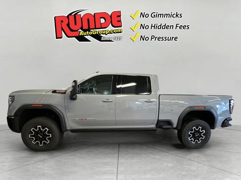 Used 2024 GMC Sierra 2500 AT4X AWD/4WD image 3