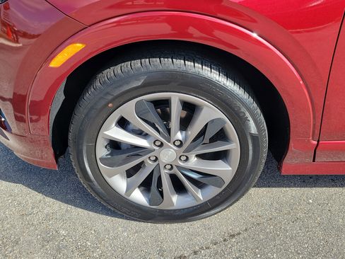 Used 2023 Buick Encore GX Select w/ Sport Touring Package FWD image 28
