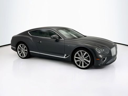 Used 2022 Bentley Continental GT image 3