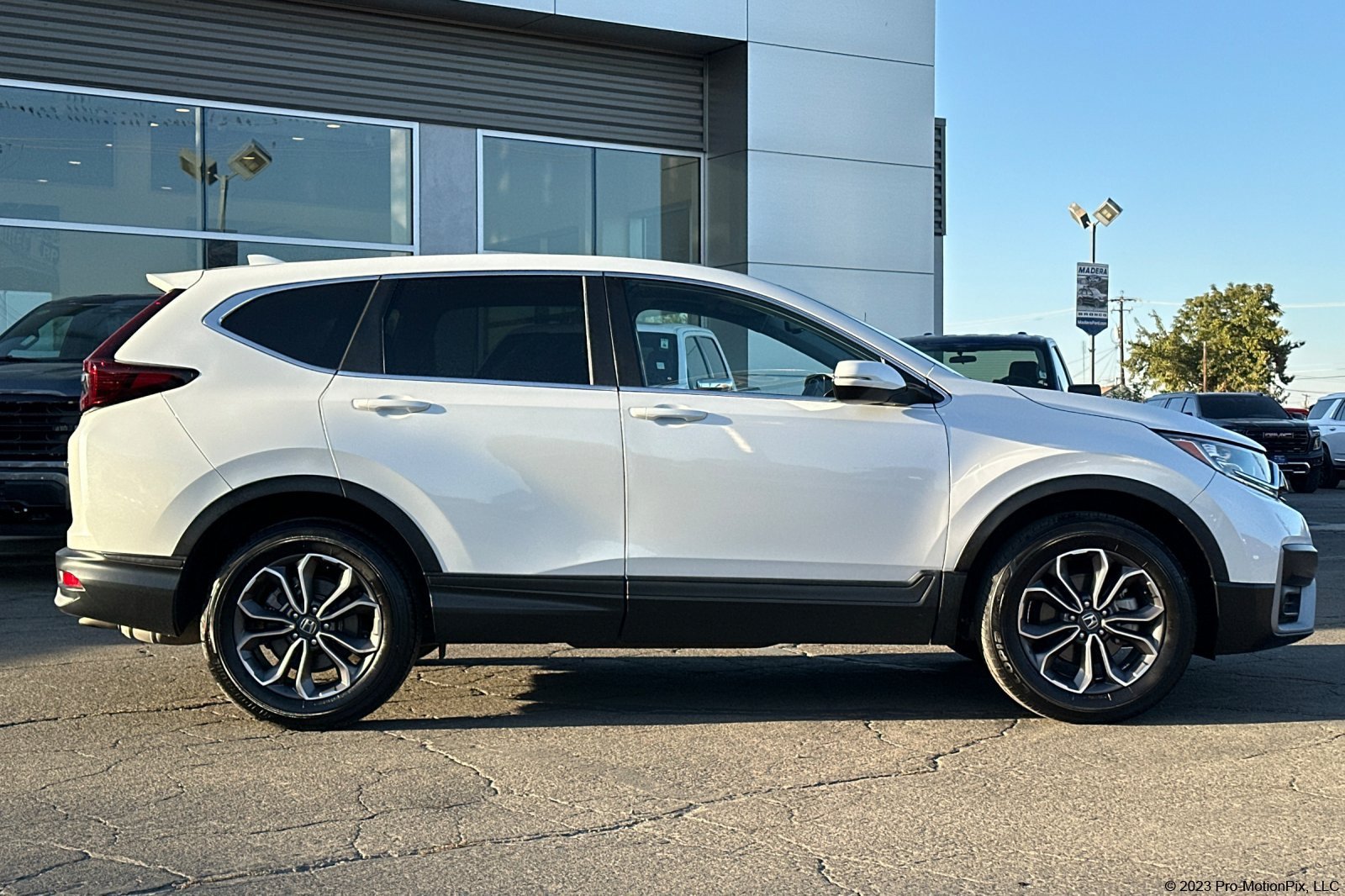 Used 2020 Honda CR-V EX-L image 3