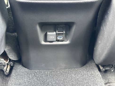 Used 2022 Toyota RAV4 XLE w/ Convenience Package AWD/4WD image 26