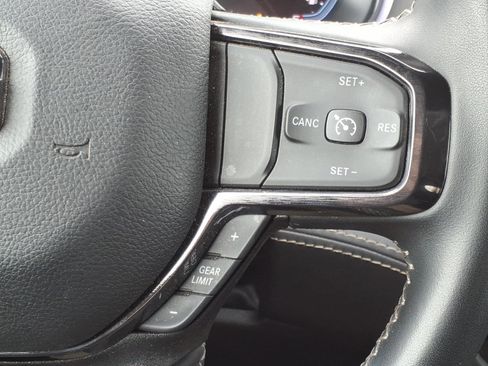 Used 2024 RAM 1500 Limited w/ Off Road Group AWD/4WD image 17
