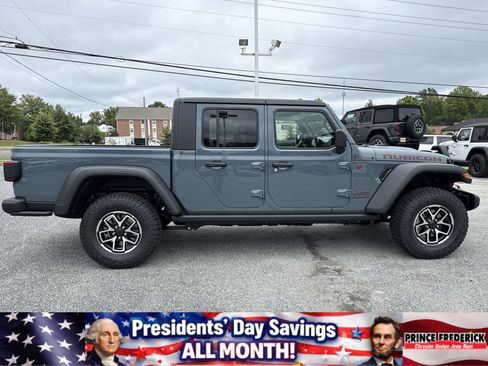 New 2025 Jeep Gladiator Rubicon w/ Technology Group image 2