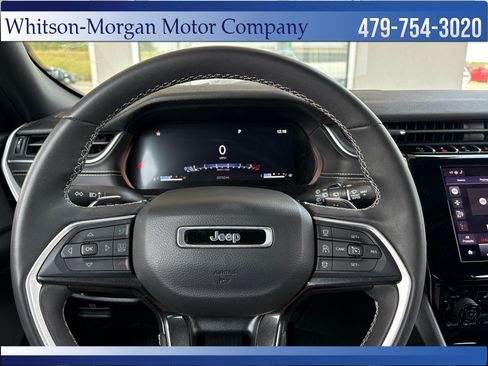 Used 2023 Jeep Grand Cherokee L Laredo RWD image 15