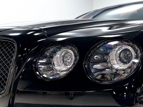 Used 2017 Bentley Flying Spur S W12 AWD/4WD image 53