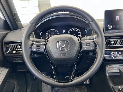 Used 2025 Honda Civic Sport image 5