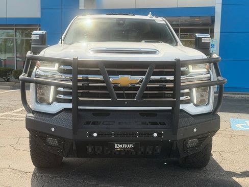 Used 2022 Chevrolet Silverado 2500 High Country w/ Z71 Off-Road Package AWD/4WD image 2
