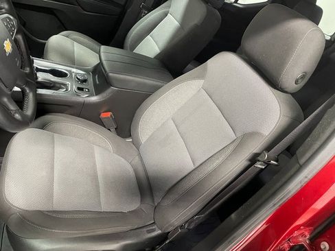 Used 2023 Chevrolet Traverse LT w/ LPO, Floor Liner Package image 12