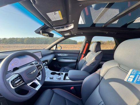 New 2026 Genesis GV70 2.5T Sport Prestige AWD/4WD image 19
