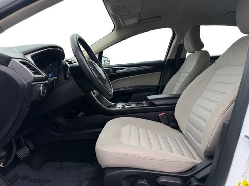 Used 2018 Ford Fusion S FWD image 10