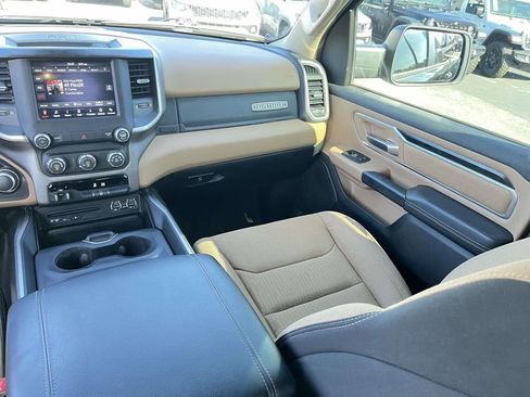 Used 2019 RAM 1500 Big Horn image 29