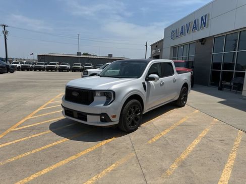 New 2026 Ford Maverick Lobo AWD/4WD image 3