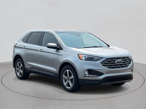 Used 2022 Ford Edge SEL w/ Convenience Package AWD/4WD image 6