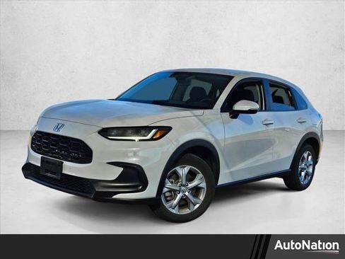 Used 2025 Honda HR-V LX image 1