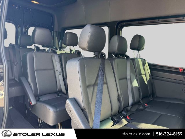 Used 2024 Mercedes-Benz Sprinter 2500 image 17