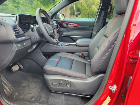 New 2026 Chevrolet Traverse RS FWD image 31
