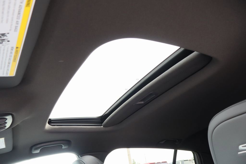 New 2026 Buick Envista Sport Touring w/ Convenience I Package FWD image 18