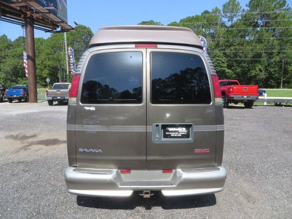 Used 2002 GMC Savana 1500 w/ SLE Marketing Option Pkg 3 RWD image 7