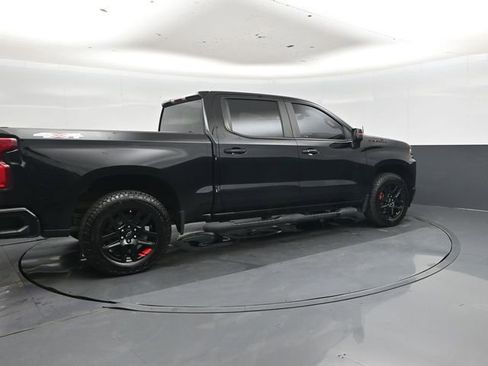 Used 2022 Chevrolet Silverado 1500 RST w/ Redline Edition AWD/4WD image 3