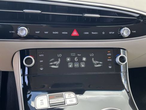 New 2026 Genesis GV70 2.5T AWD/4WD image 28