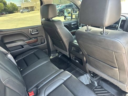 Used 2019 GMC Sierra 3500 SLT w/ Driver Alert Package AWD/4WD image 22