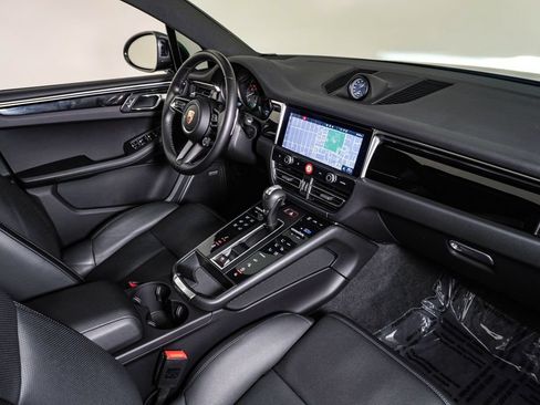 Used 2024 Porsche Macan S AWD/4WD image 14