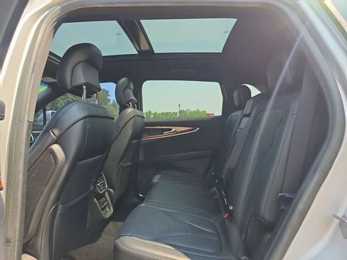 Used 2019 Lincoln Nautilus Reserve FWD image 41