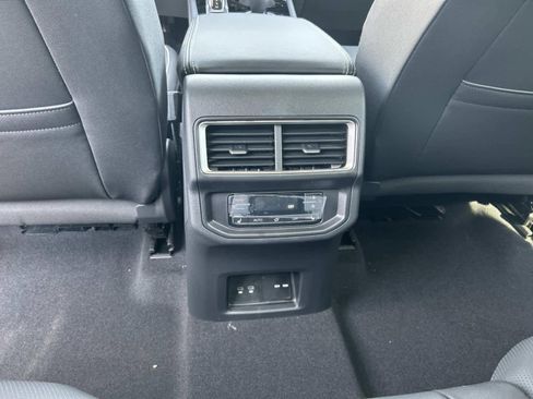 New 2026 Volkswagen Atlas SEL Premium R-Line AWD/4WD image 16