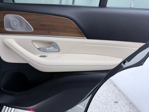 Used 2021 Mercedes-Benz GLE 350 image 18