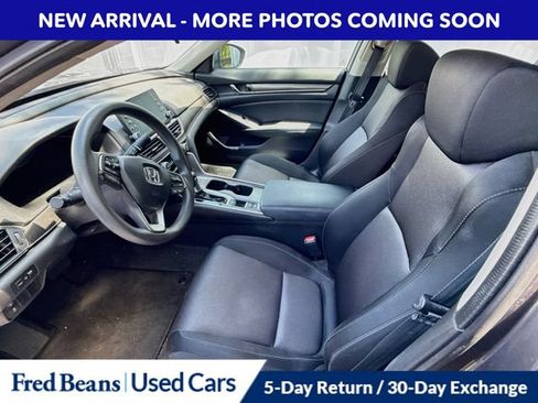 Used 2018 Honda Accord LX image 2