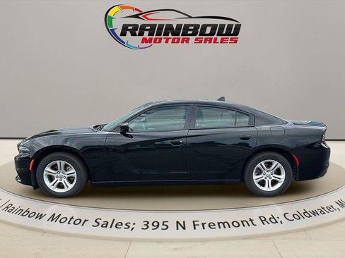 Used 2023 Dodge Charger SXT image 5