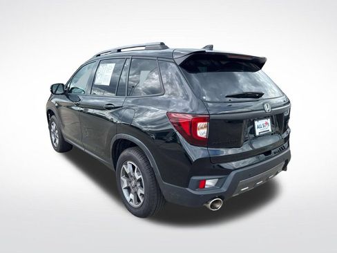 Used 2022 Honda Passport TrailSport image 6